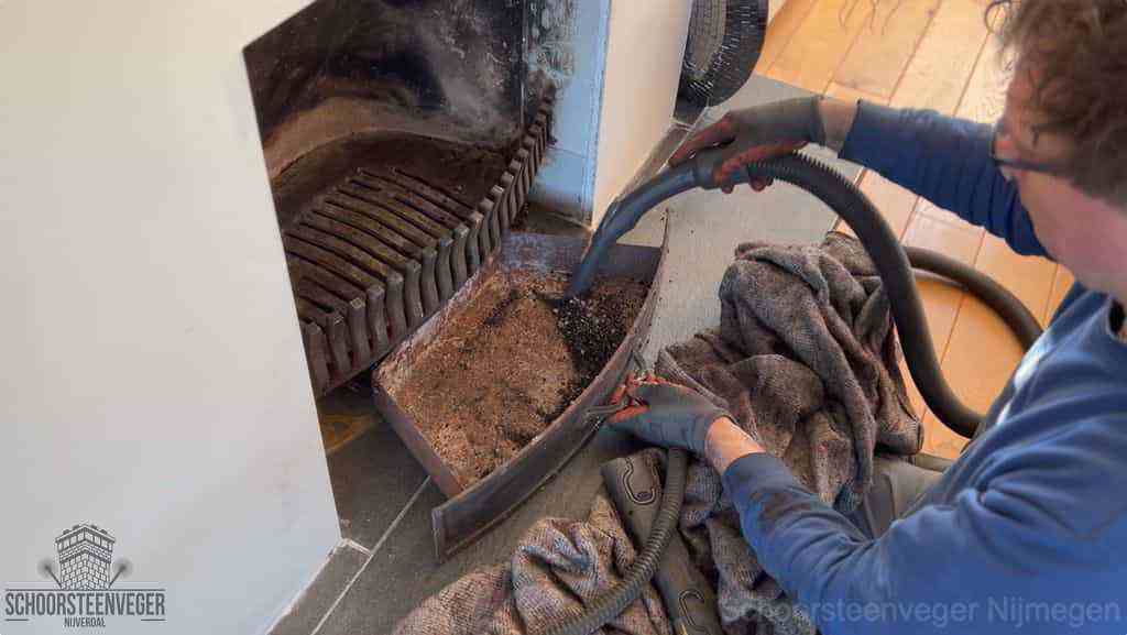 Prijs schoorsteenvegen Nijmegen schouw reinigen Prijs schoorsteenvegen Nijmegen schouw reinigen